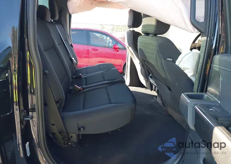 2023 Ford F-150 Xlt z USA, uszkodzony, nr VIN 1FTEW1C56PFB73806